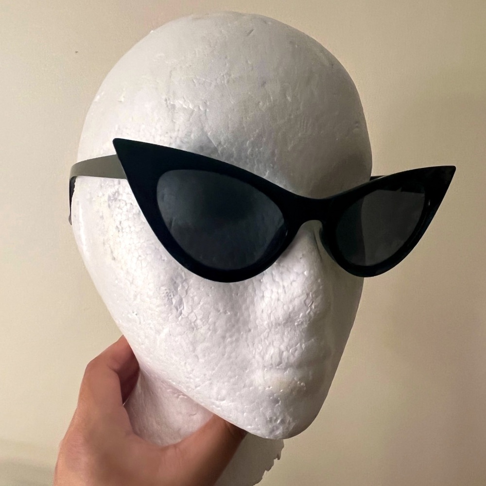 Vintage Cat eye sunglasses